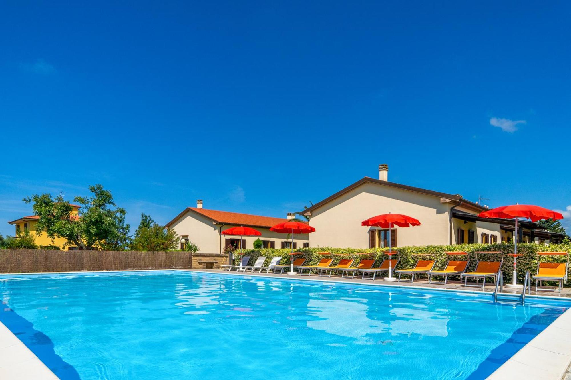 Agriturismo Il Tripesce Vada Bagian luar foto