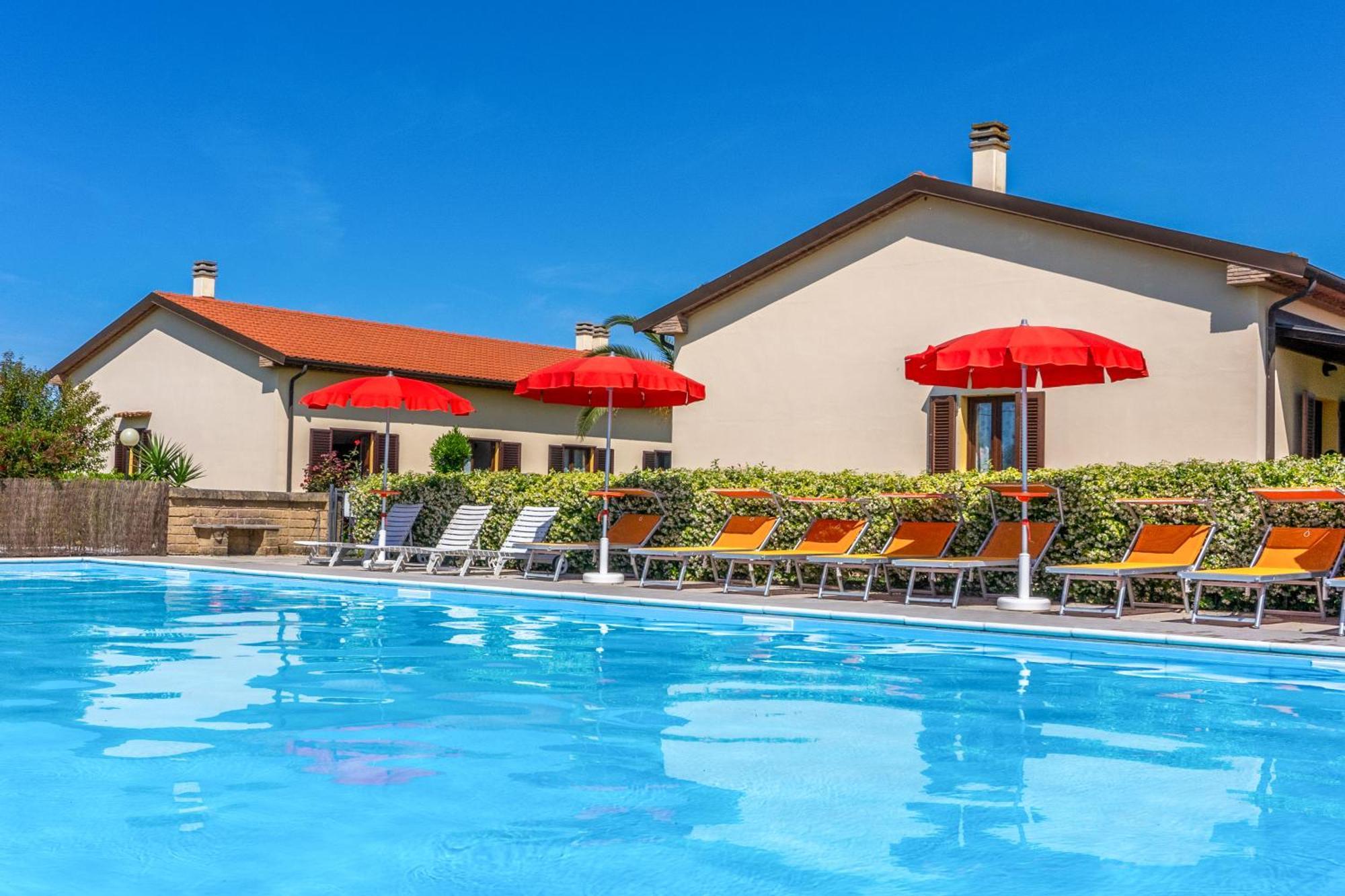 Agriturismo Il Tripesce Vada Bagian luar foto